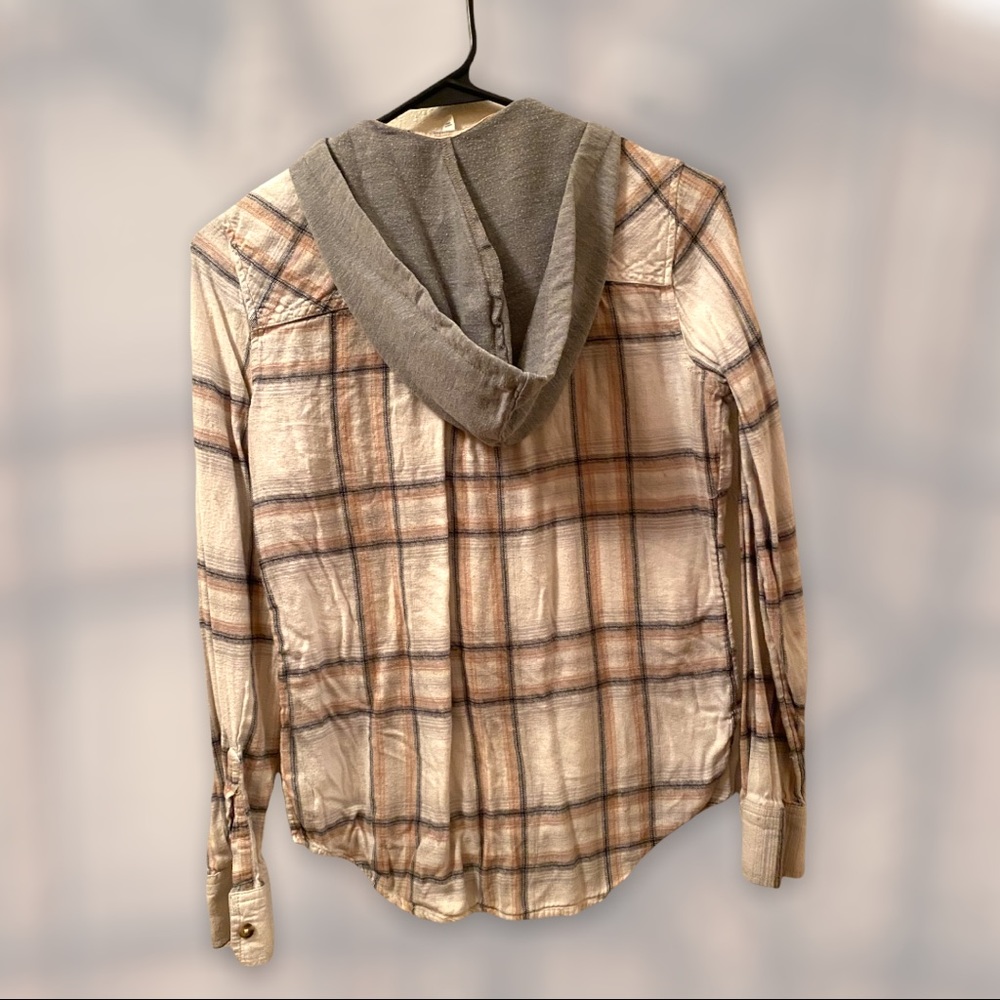 Fall/Winter - Picture 2 of 2